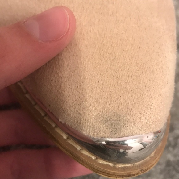 Booties - Picture 3 of 4